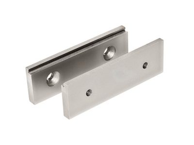Indented flat jaws